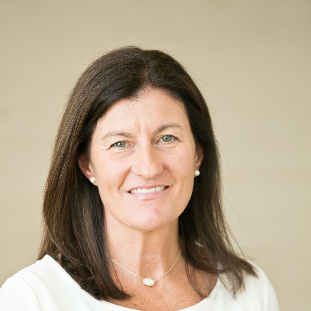 Headshot of Kristin Barrett